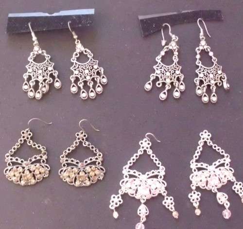 Jewellery - Costume - 4 Pieces