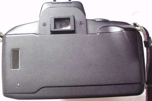 Camera - Canon EOS 750 Film - 35mm - With Lens + Battery