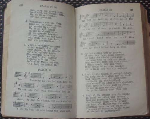 Bible - Die Berymde Psalms /Evangeliese Gesange - 1957 unusual
