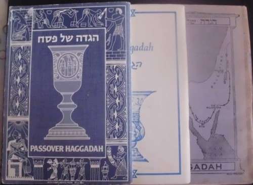 Bible/Booklets - Haggadah x 3 - Jewish