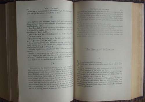 Bible - The Bible Of The World - Robert O. Ballou - USA