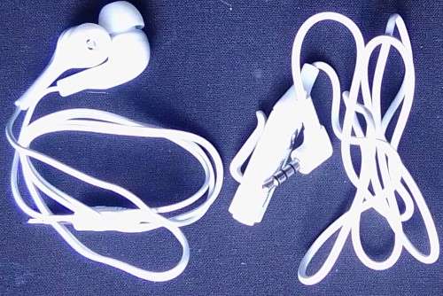 Earphones - Black - [Min Order 50 Units]