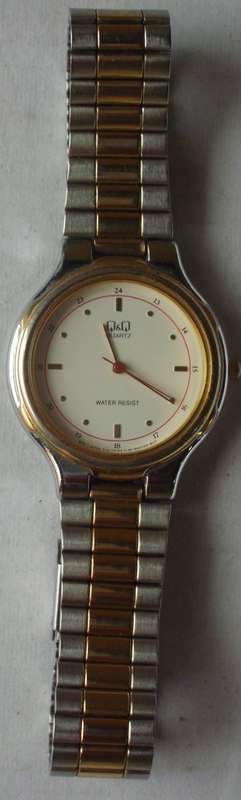 Menswatch - Q+Q - With Metal Strap