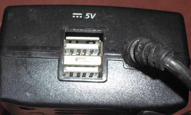 Charger - Laptop Universal 15V/24V - With Extras - Used