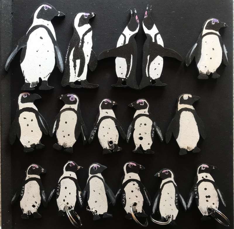 Keyrings/Fridge Magnets x 29 - Wooden