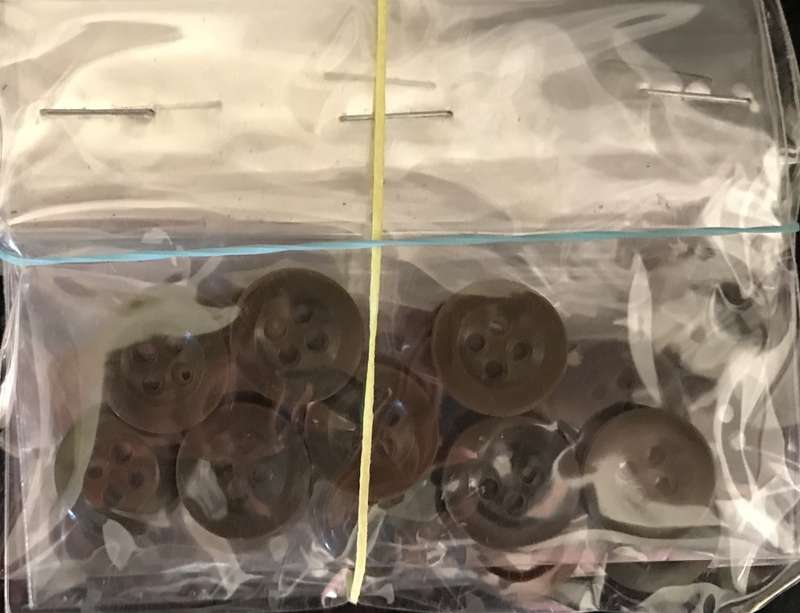 Buttons - Haberdashery - Mixed Lot - 500