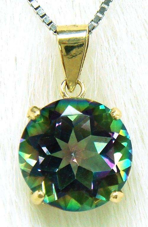 **STUNNING**GENUINE 9KT YELLOW GOLD 4CT MYSTIC TOPAZ PENDANT