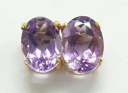 BEAUTIFUL 9KT YELLOW GOLD OVAL SHAPED AMETHYST STUD EARRINGS