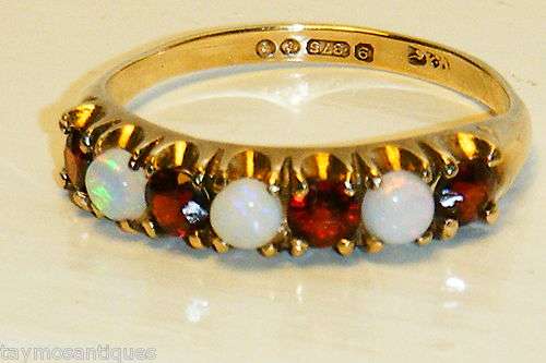 **STUNNING** 9KT SOLID YELLOW GOLD GARNET & FIERY OPAL RING SIZE P