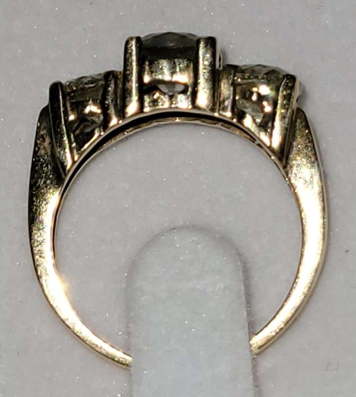 BEAUTIFUL SOLID 9CT YELLOW GOLD 3CT EYE CLEAN DIAMOND RING