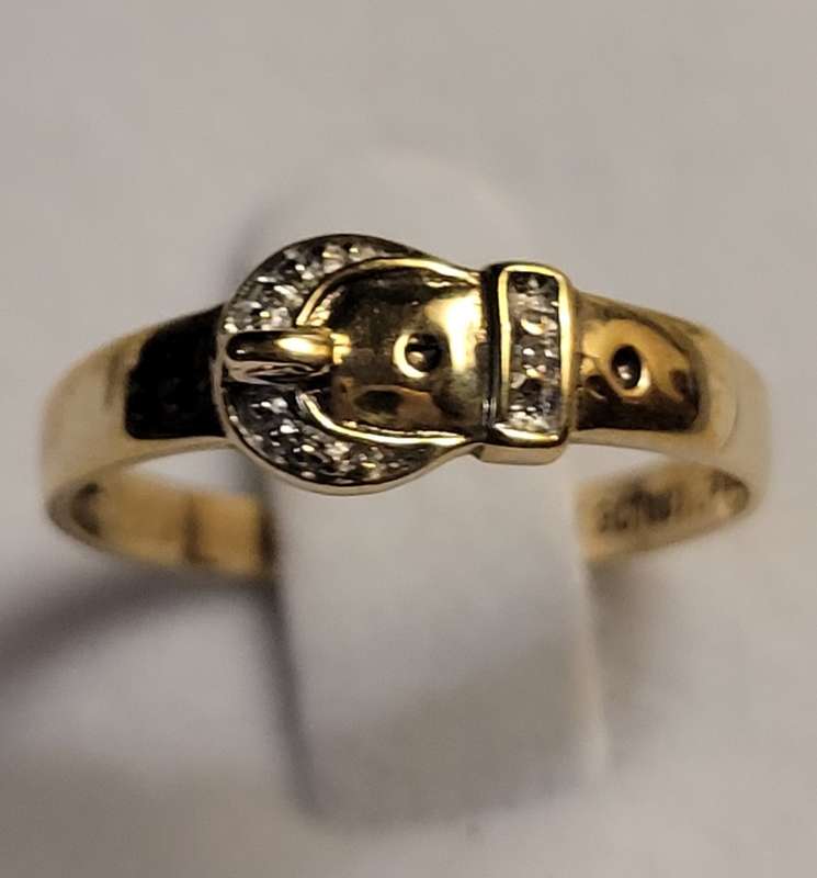 BEAUTIFUL 9KT SOLID YELLOW GOLD BELT RING