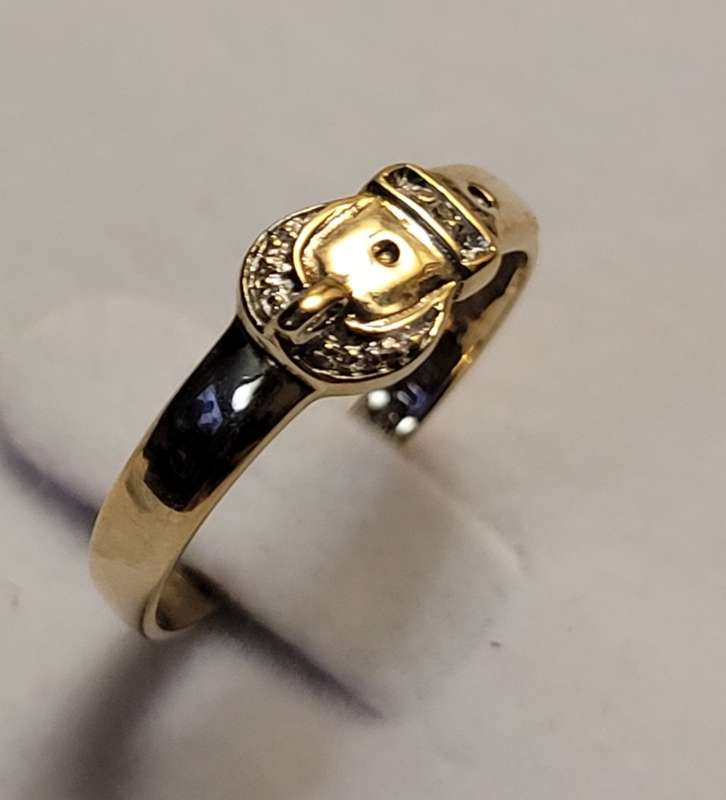 BEAUTIFUL 9KT SOLID YELLOW GOLD BELT RING