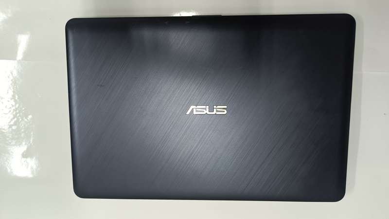 ASUS core i3 7th generation