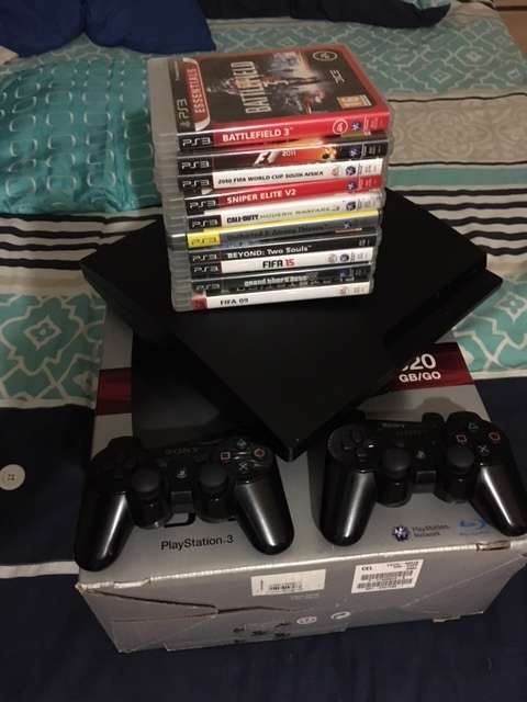 SLIMLINE PS3 320GB COMBO