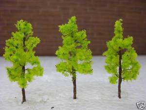 10 LIGHT GREEN TREES N SCALE 4.3CM