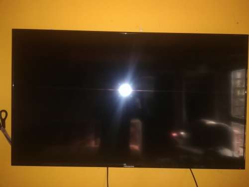 55"Hisense flat screen TVBaisically still brand newWith remote