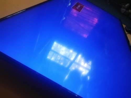 55"Hisense flat screen TVBaisically still brand newWith remote