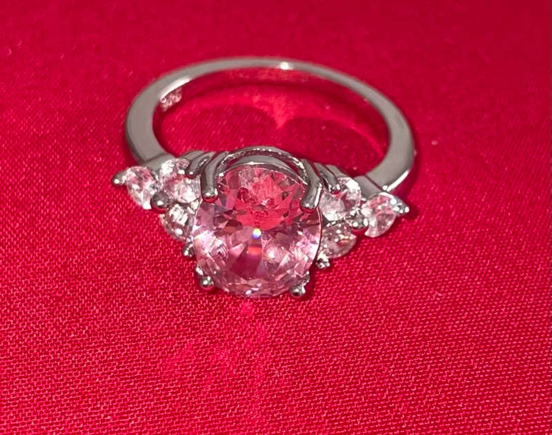 BRAND NEW - Sterling Silver Pink Zirconia and Crystal Oval Ring