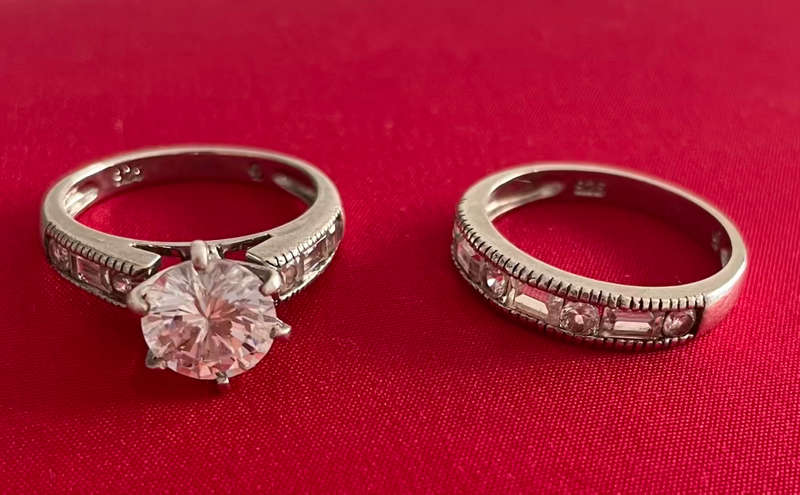 Stunning 925 Sterling Silver Zirconia Wedding Ring Set