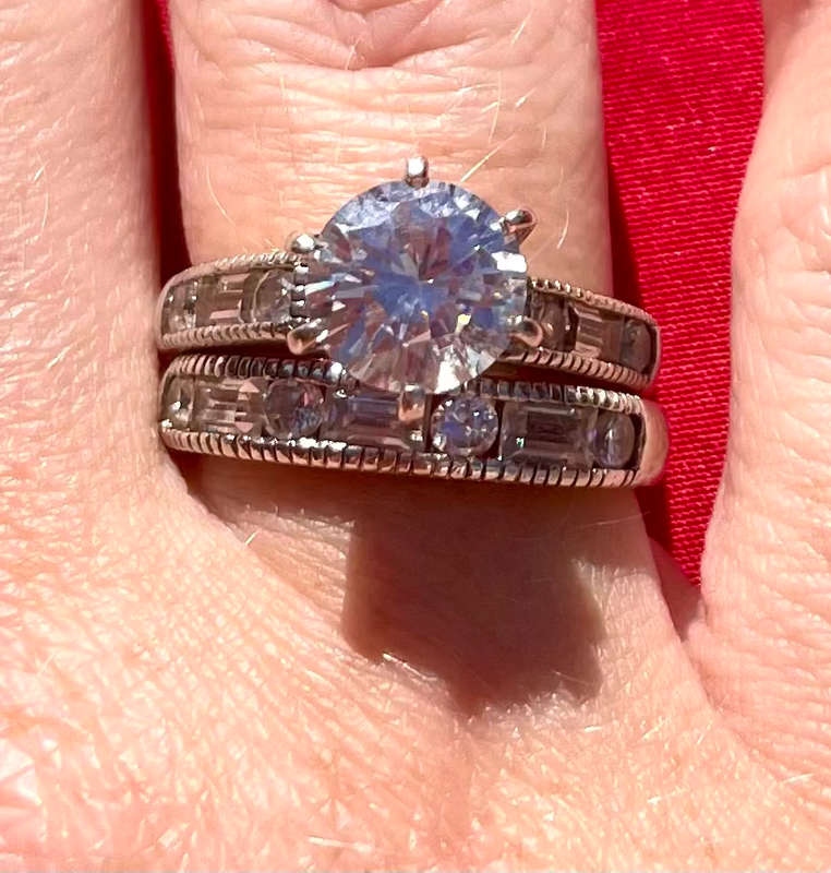 Stunning 925 Sterling Silver Zirconia Wedding Ring Set