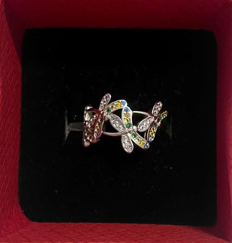 BRAND NEW - Stunning Sterling Silver Dragonfly Zirconia Ring