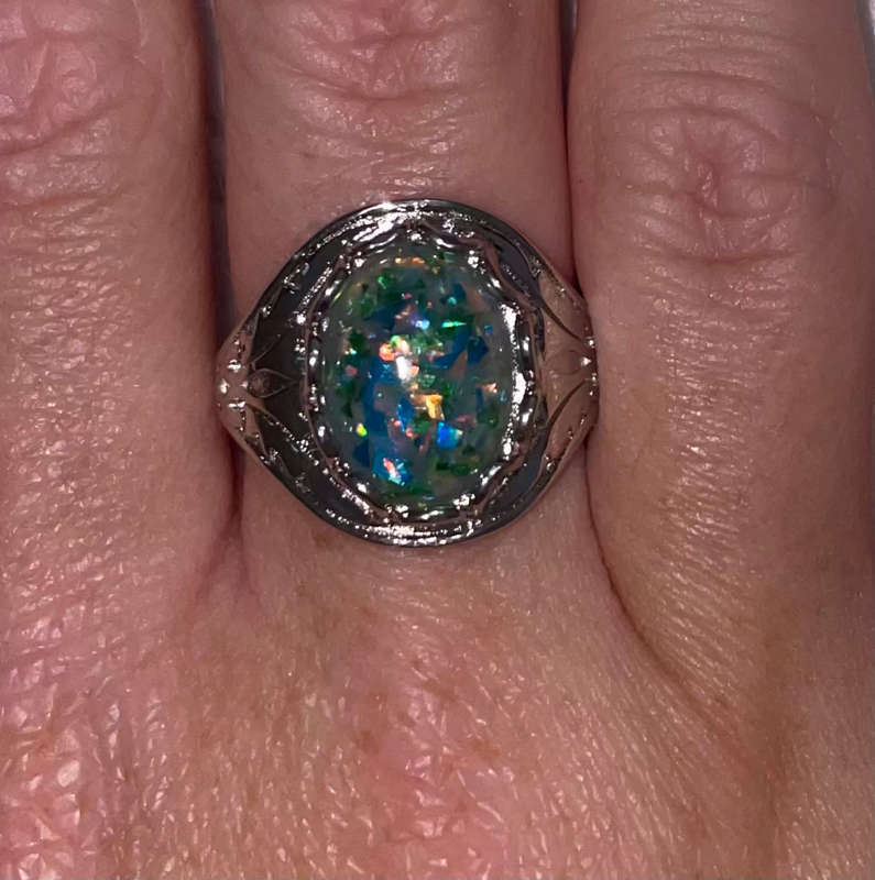 BRAND NEW  - Stunning Sterling Silver 10x14mm Costume Dress 5g Ring