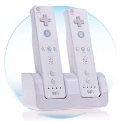 Wii Dual White Docking Charger PLUS 2 x Rechargeable batteries