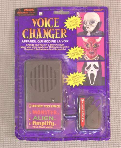 Halloween - Vampire / Dracula Costume and Voice Changer Set