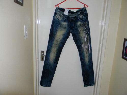 "WOW" Stunning Diesel women jean size 38. Still brand new with labels on.