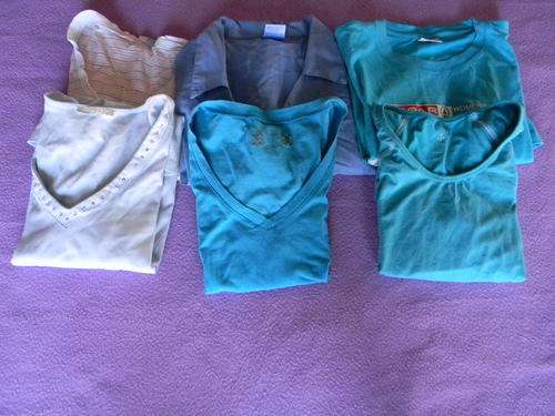 6 Pieces of women t-shirts and 1 blouse. Size 36. Good condition.Postage R40.00.