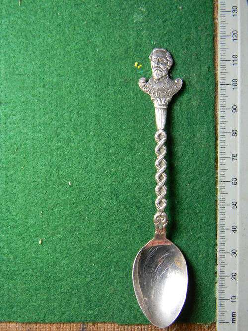 Stunning collector spoon As per Picture of Robert.e. Lee EPNS