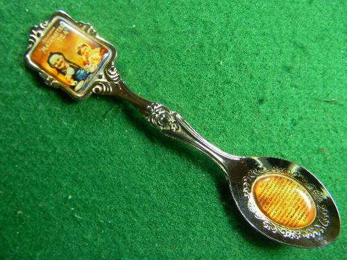 Stunning silver Plated spoon of Mazawattee. In excellent condition .See writing in spoon