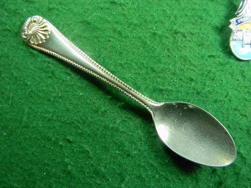 24 Carat gold plated spoon eetrite  Shelley show wear on plating