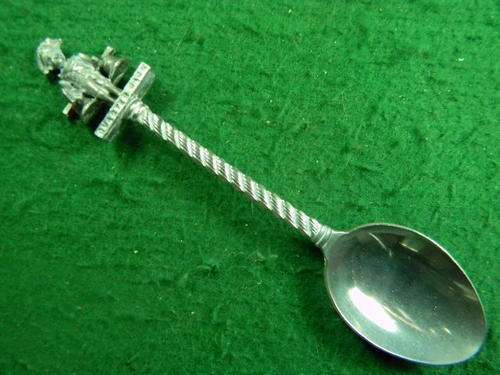 Quater jack bell ringer silver plated in good condition