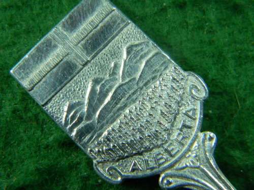 Alberta 90 silver spoon in good condition