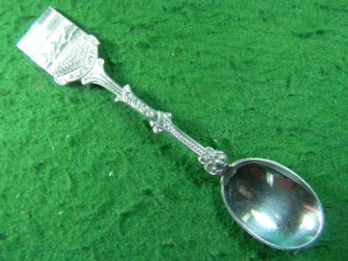 Alberta 90 silver spoon in good condition