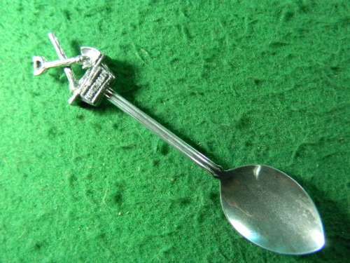 Australia  randia silver plated spoon in good condition Small point off the ax are broken off