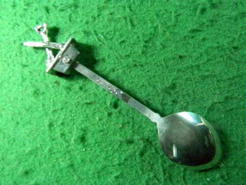 Australia  randia silver plated spoon in good condition Small point off the ax are broken off