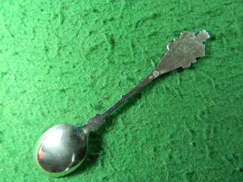 Island  silver plated in good condition