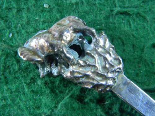 Elefant  spoon  yellow copper in good condition  as per pictures