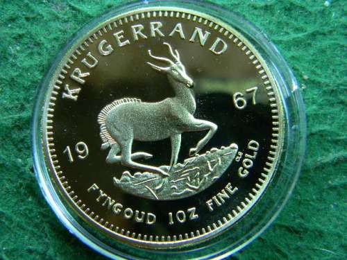Kruger rand 1967 1 oz Fine gold coin gold plated not solid gold in plastic holder Souvenir