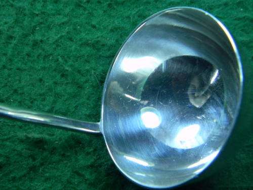 Vintage gravy Spoon in excellent  condition as per pictures