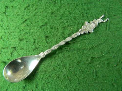 O.Zadkine Rotterdam Vintage spoon  in good condition  silver plated as per pictures