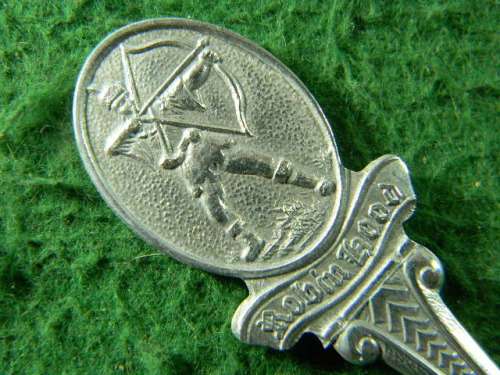 Robin Hood spoon silver plated  in good condition  As per pictures