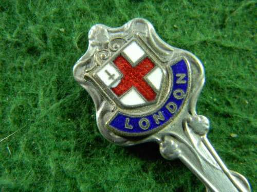 London spoon silver plated  in fair condition Plating wear in spoon As per pictures