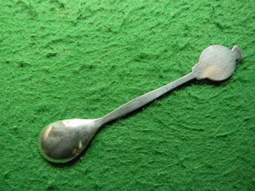 Willem V.Oranje 90 silver plated spoon as per pictures in good condition