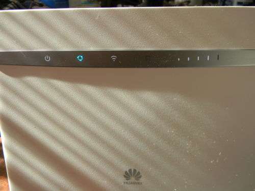 Huawei 4g router B525a 65a LTE CAT 6/ Wifi 2.4ghz and 5gz new in box opened to test Courior R110.00