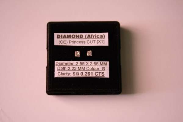DIAMOND PAIR