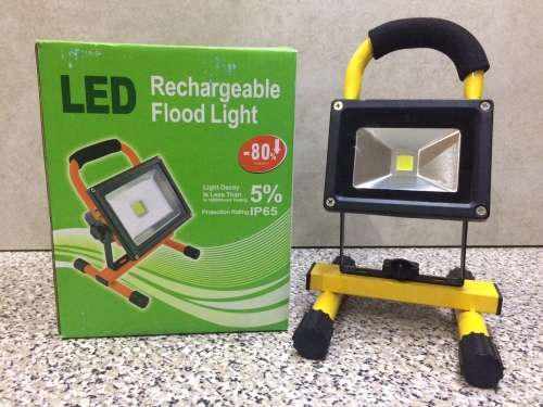 LED RECHARGEABLE FLOODLIGHT