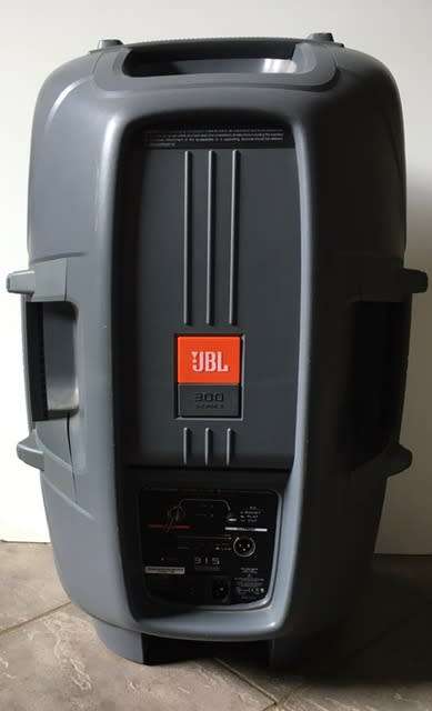 JBL EON 315 Portable 280W Self-Powered 15` Loudspeaker